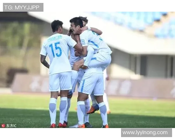 天津天海与大连一方足协杯激战在即球迷期待精彩对决